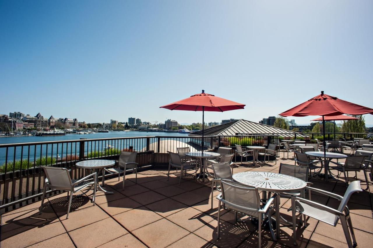 Delta Hotels By Marriott Victoria Ocean Pointe Resort Exterior photo
